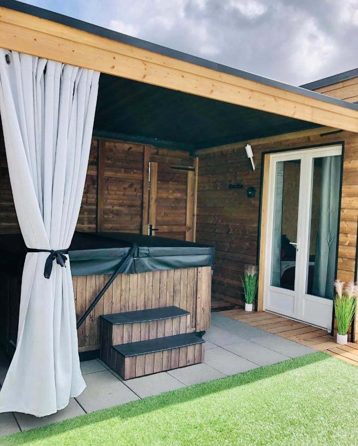 Mini Love Room Jacuzzi Privatif Urimenil Екстер'єр фото