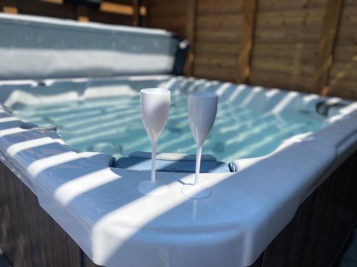 Mini Love Room Jacuzzi Privatif Urimenil Екстер'єр фото