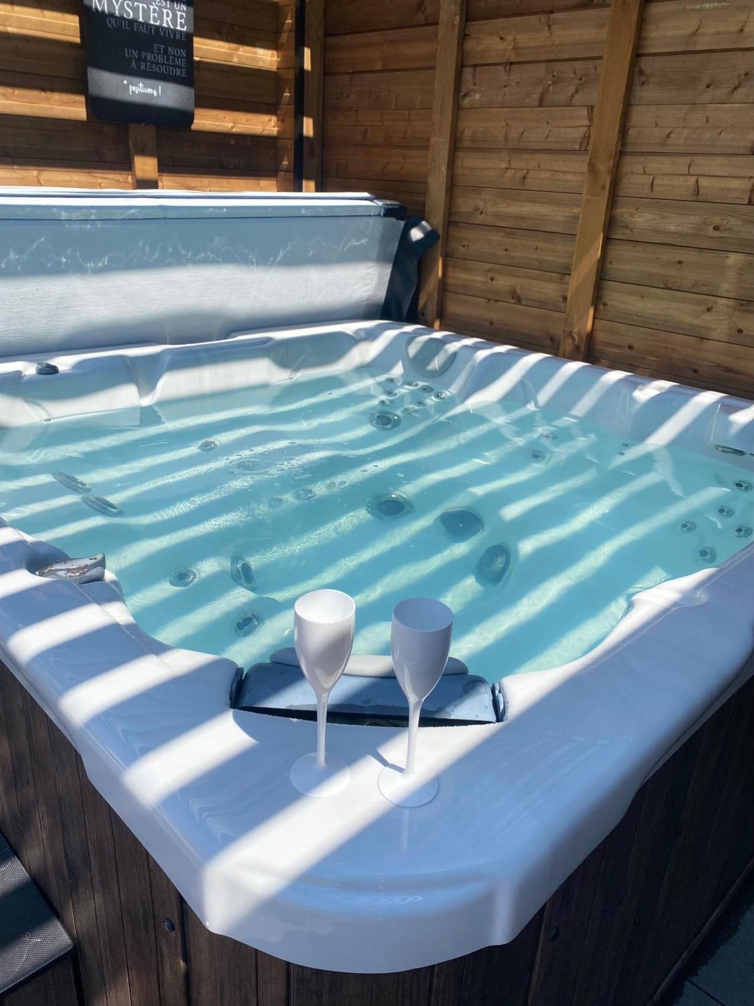 Mini Love Room Jacuzzi Privatif Urimenil Екстер'єр фото